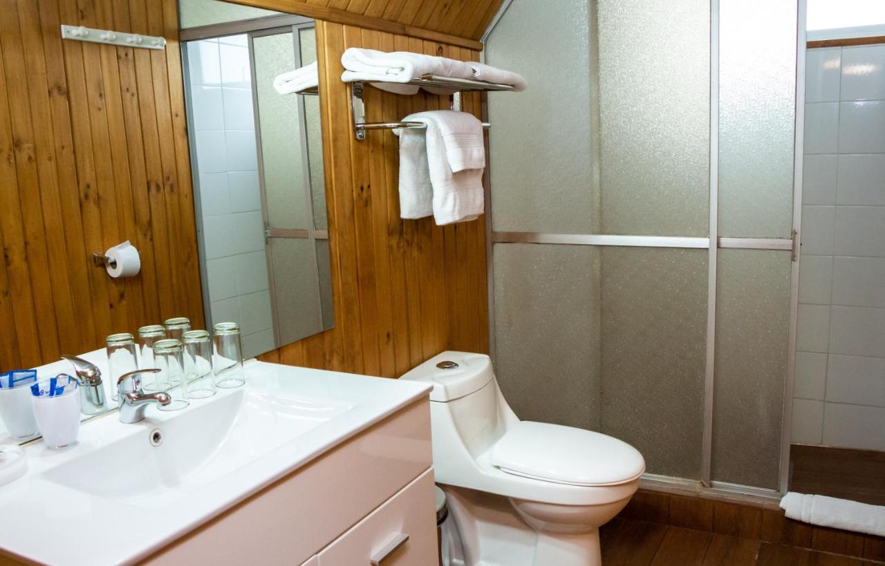 Hotel Gran Muso Los Ángeles Dış mekan fotoğraf