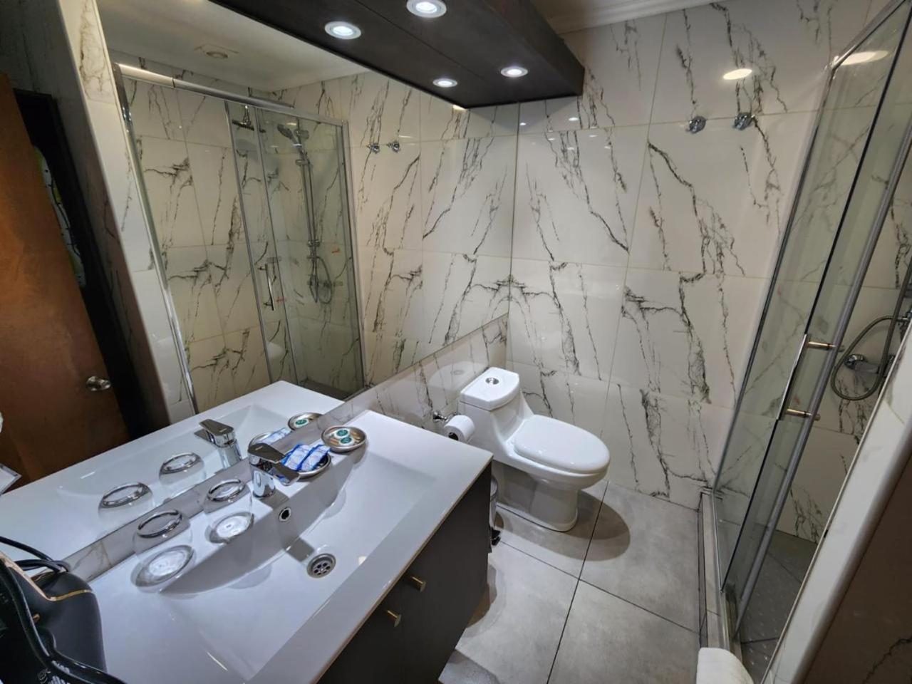 Hotel Gran Muso Los Ángeles Dış mekan fotoğraf